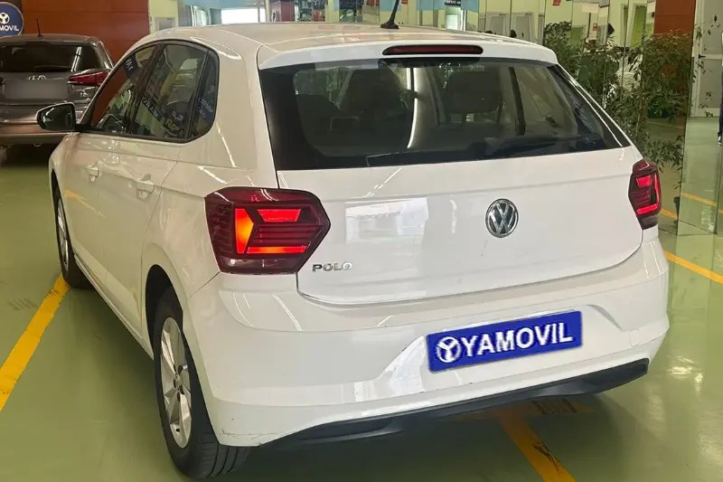 Coche pequeño Volkswagen Polo