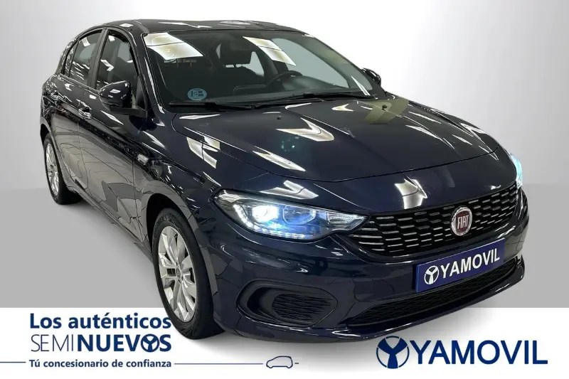 Fiat Tipo con etiqueta C negro
