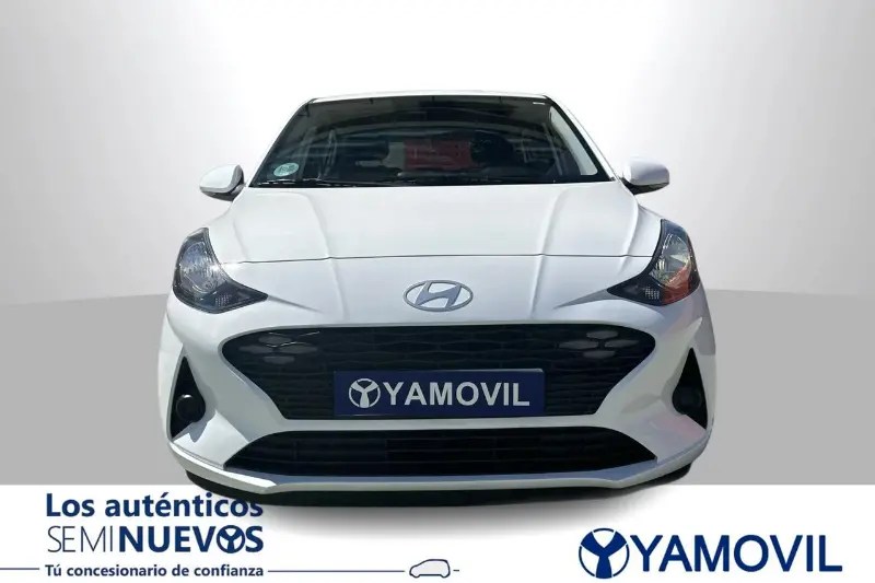 Frente de Hyundai i10 blanco en venta
