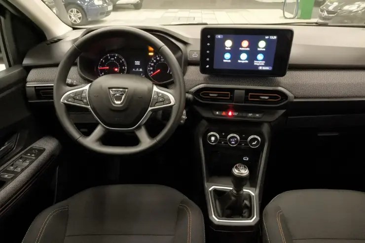Interior Dacia Sandero de ocasión
